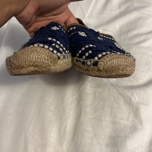 Tory Burch 7 1/2 canvas espardrille slip on - Picture 2 of 5